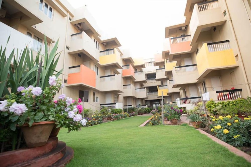 Hotel Samudra 48/50