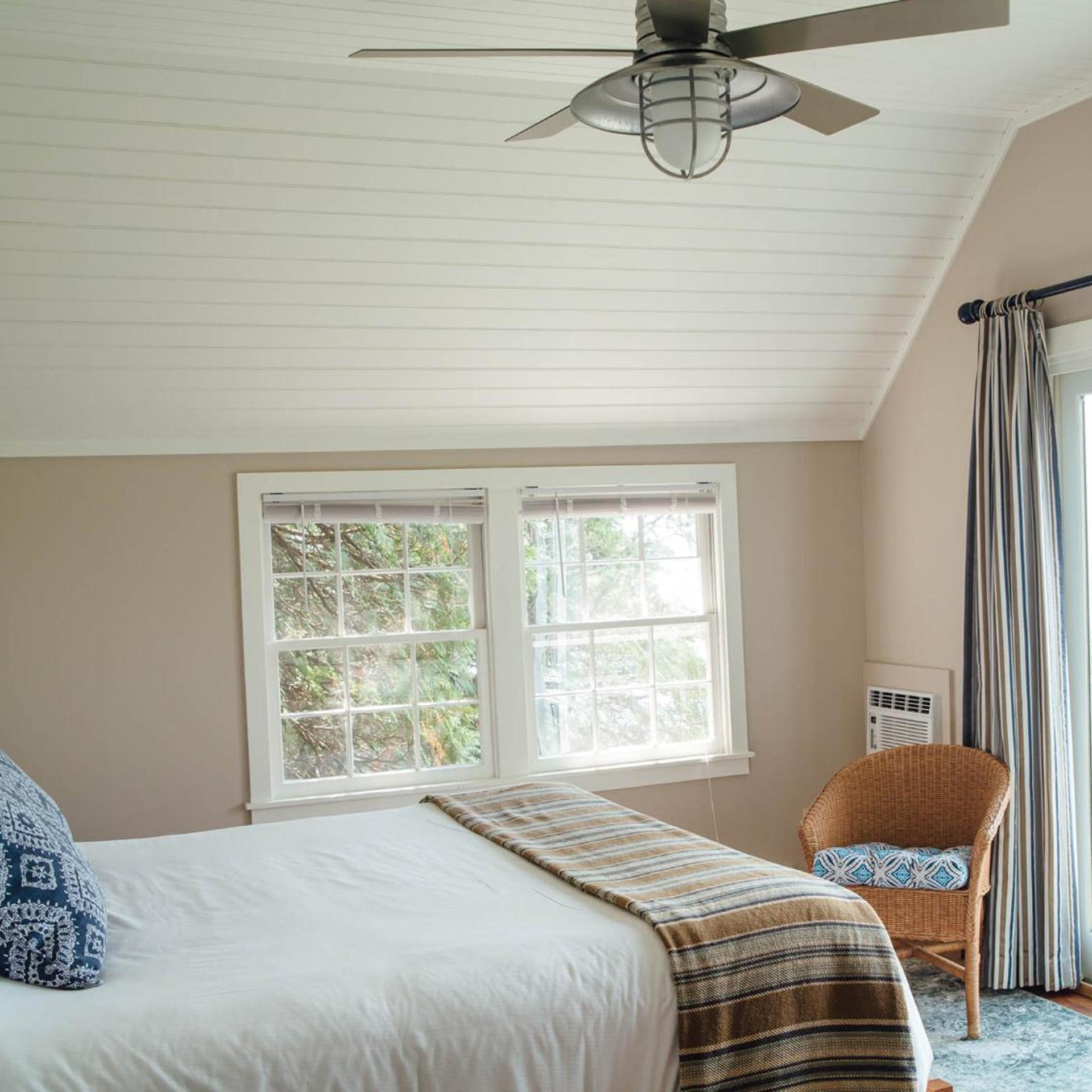 Cottage, Studio, Lake View