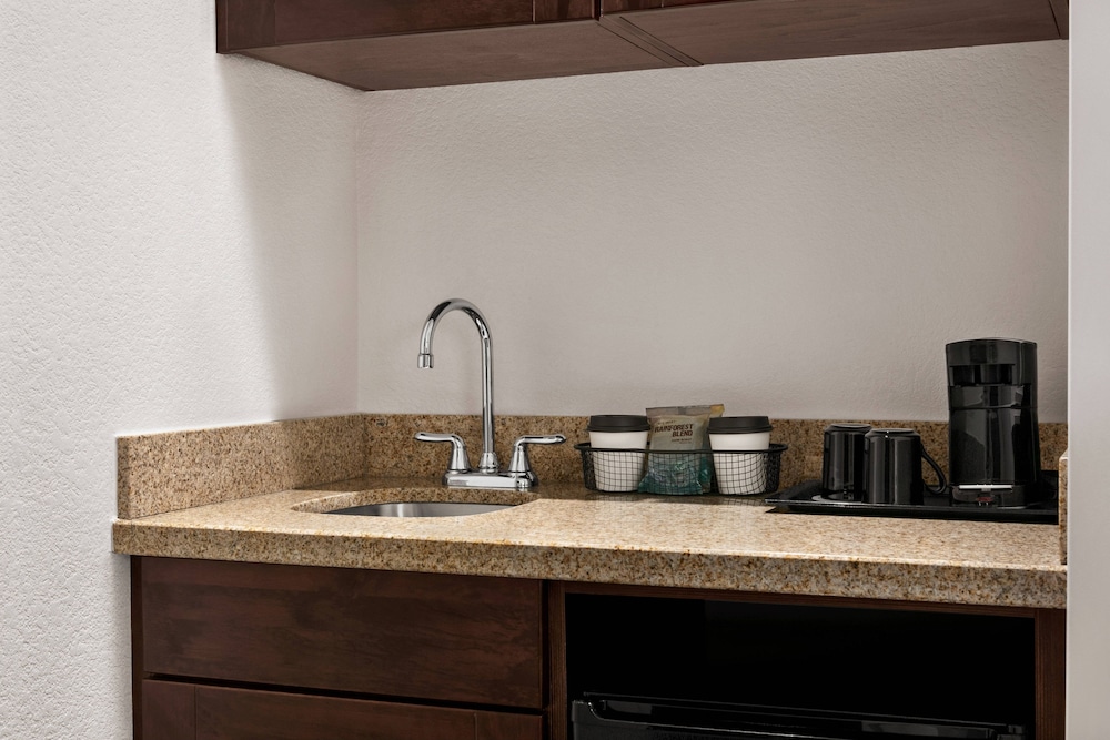 Springhill Suites Dulles Airport 53/54