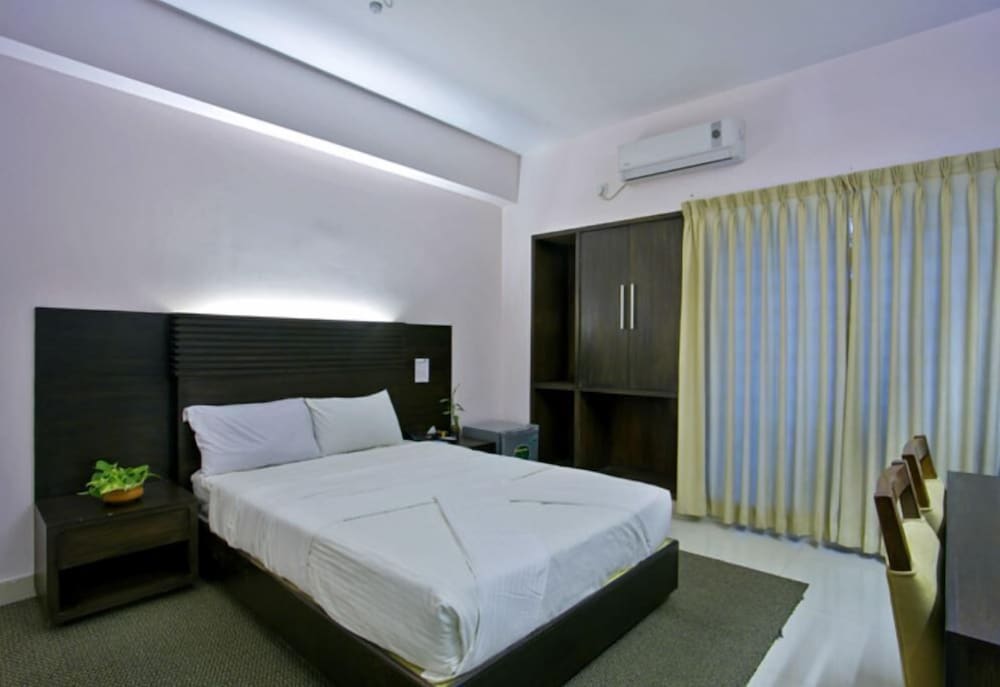 Nirvana Inn 18/50