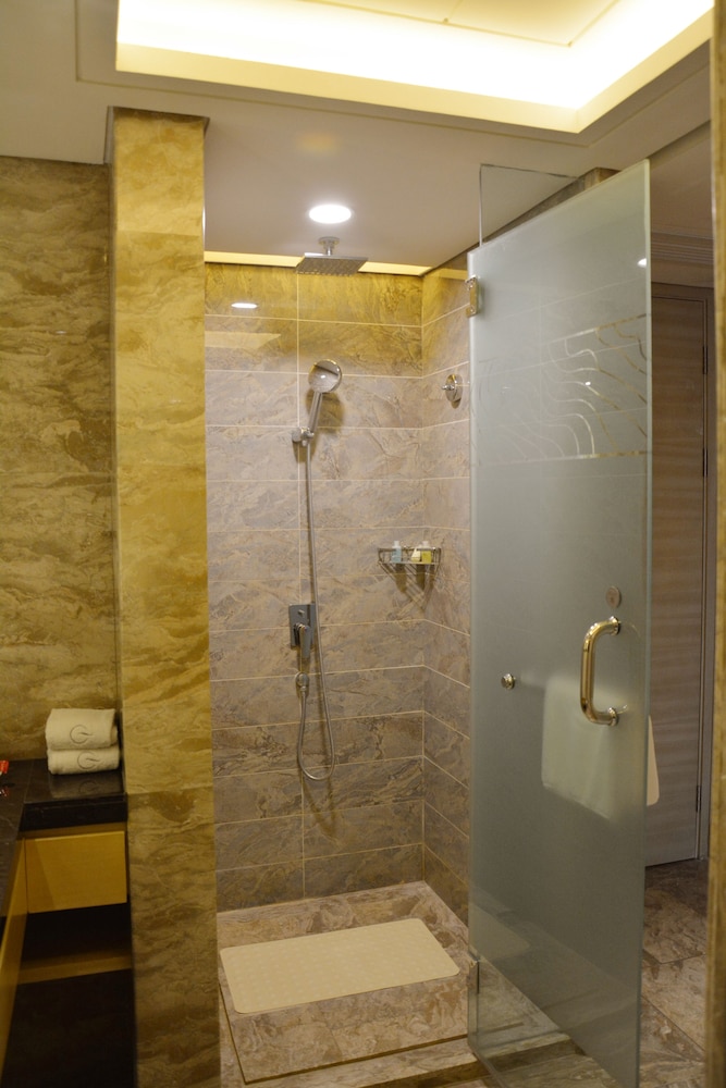 Grand Skylight International Hotel Guiyang 32/37