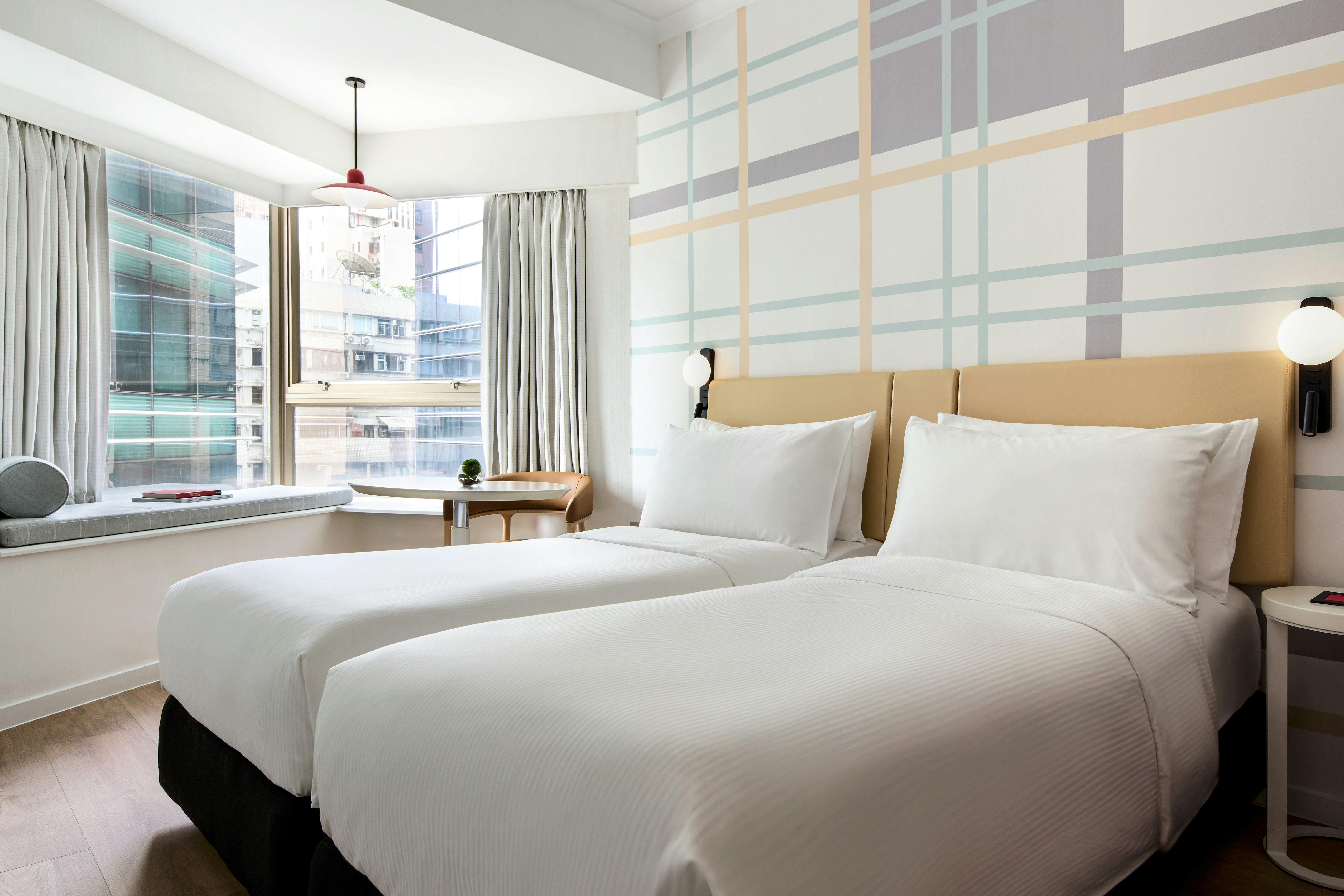 Mini, Superior, Twin Beds