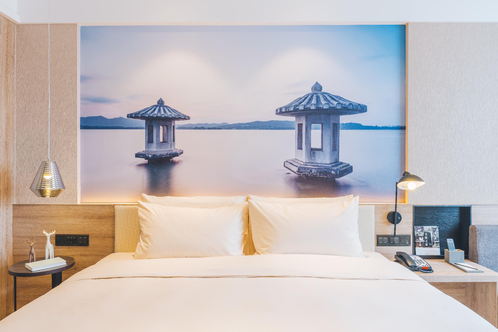 Elegant, Double Bed