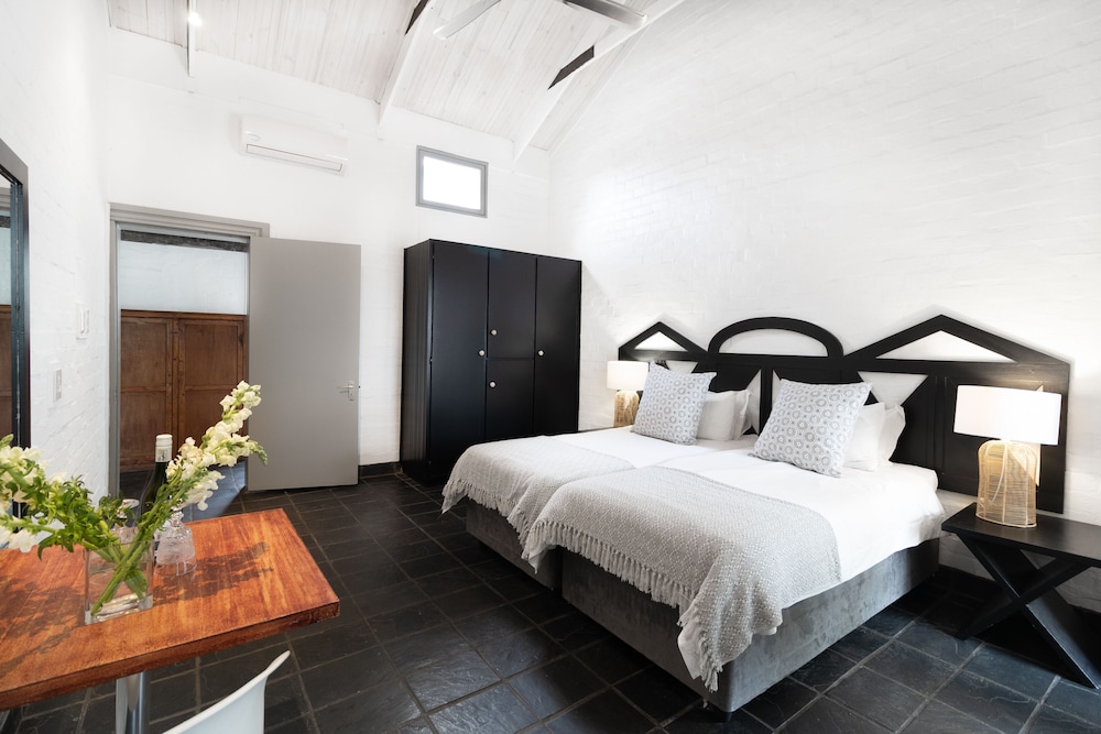 Karoo Retreat 9/43