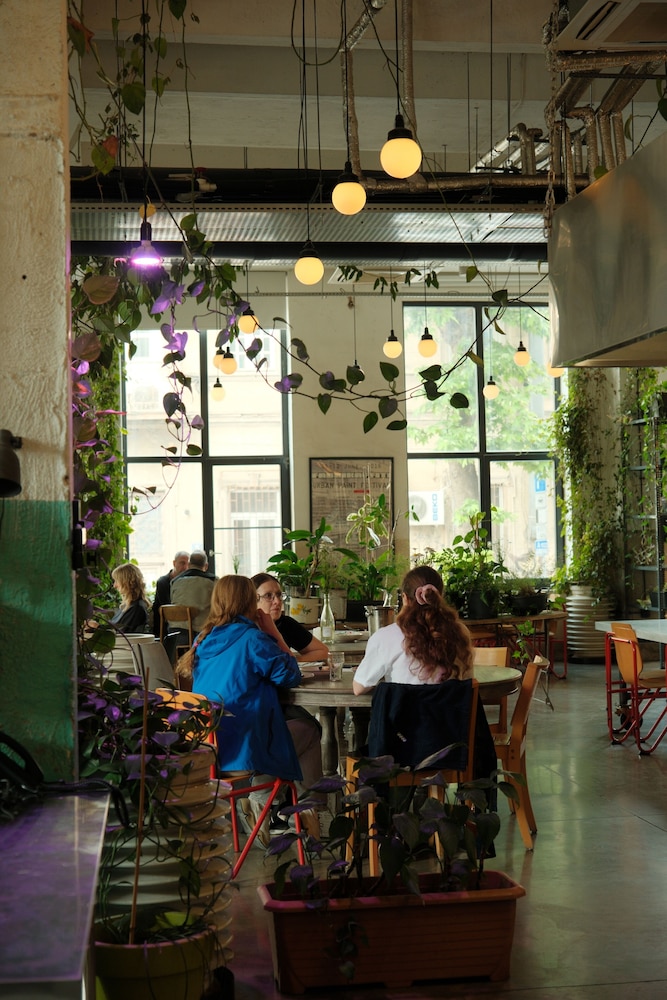 Fabrika Tbilisi 27/49