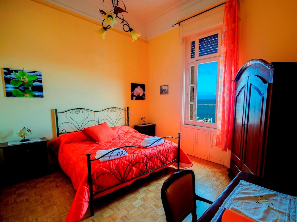 BARONE BED AND BREAKFAST 27/34