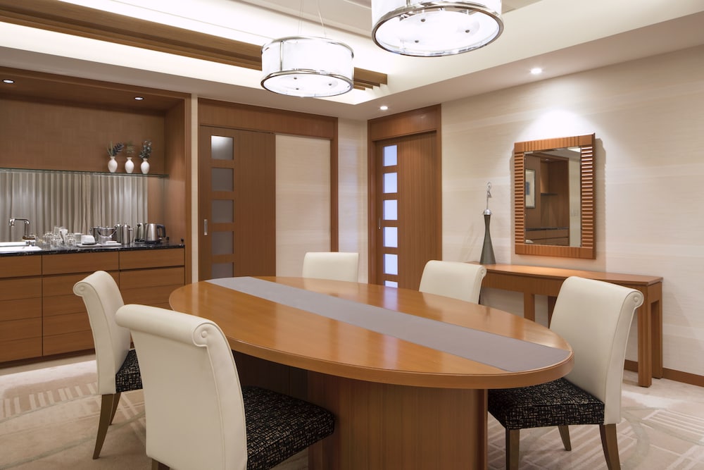 Sheraton Grande Tokyo Bay Hotel 66/81