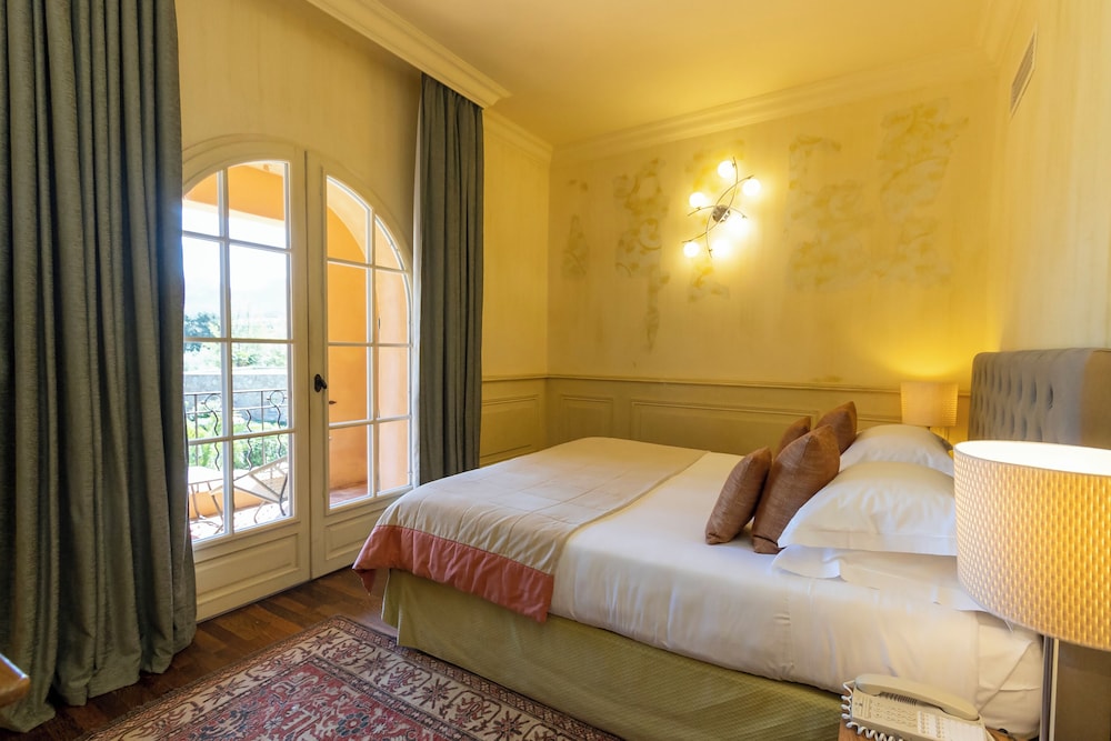 Classic, Double Bed, Mountain View, Garden Area