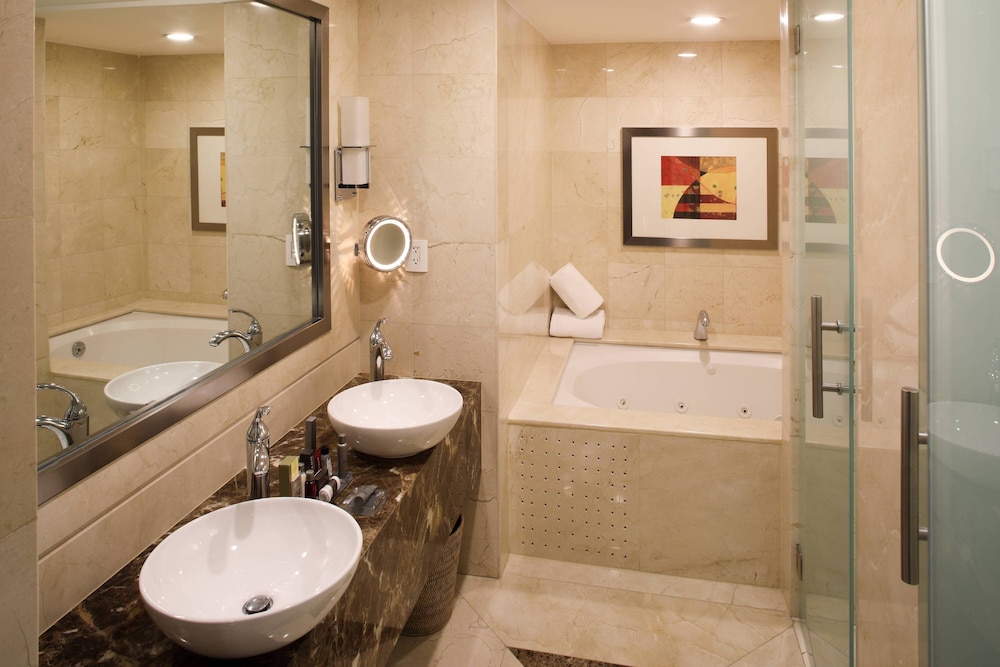 Mexico City Marriott Reforma 11/57