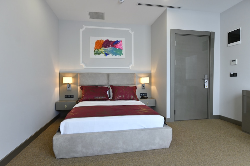 G-Han Hotel 8/50