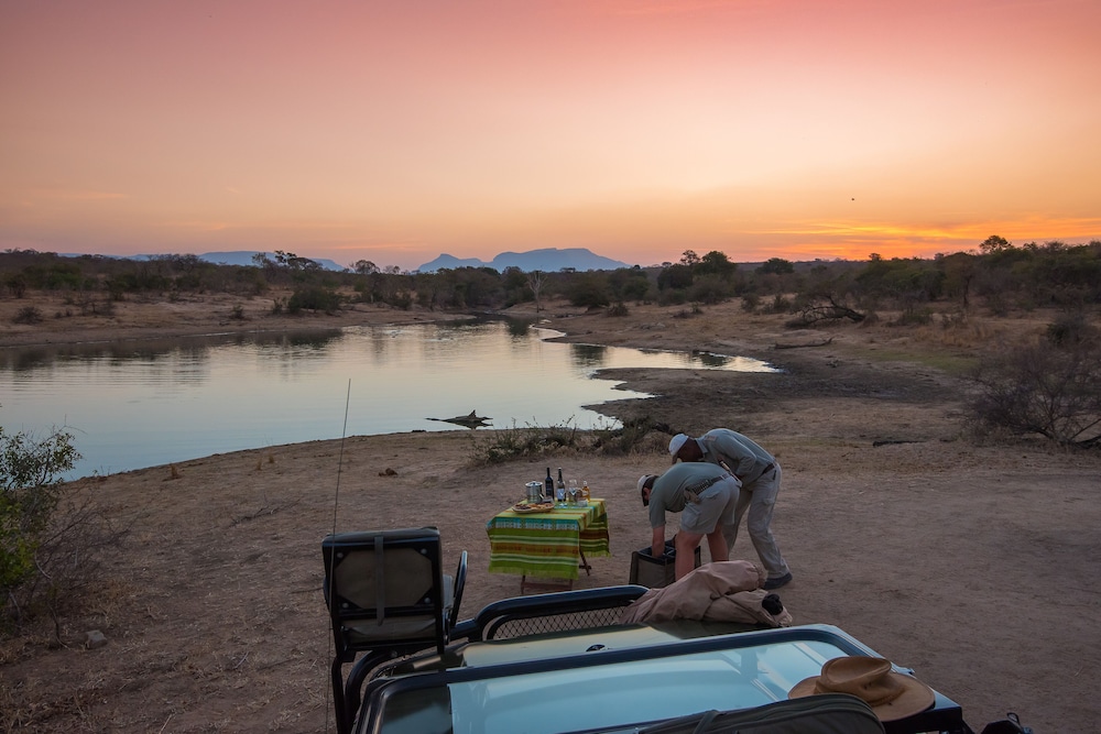 Waterbuck Game Lodge - All Inclusive 20/50