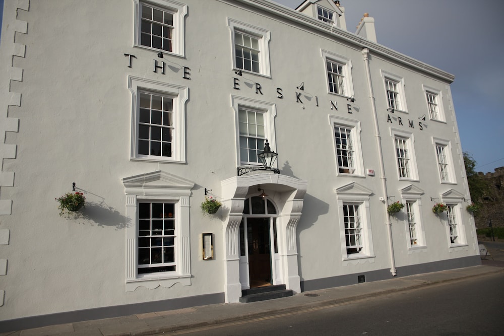 The Erskine Arms 1/50