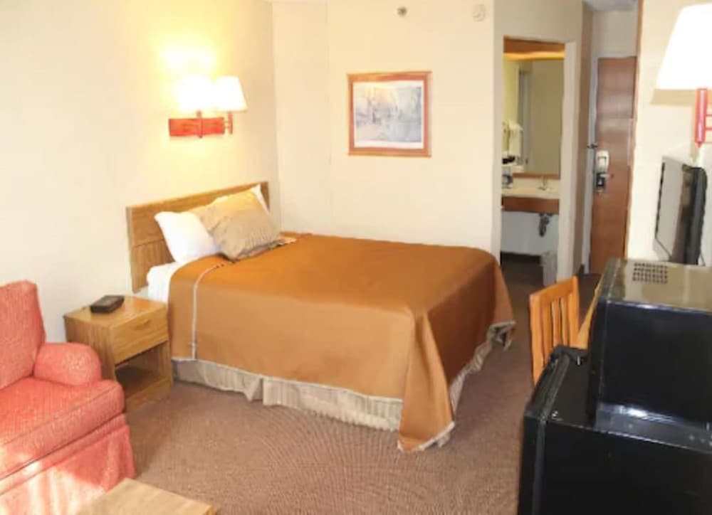 Travelodge By Wyndham Perry GA 10/33