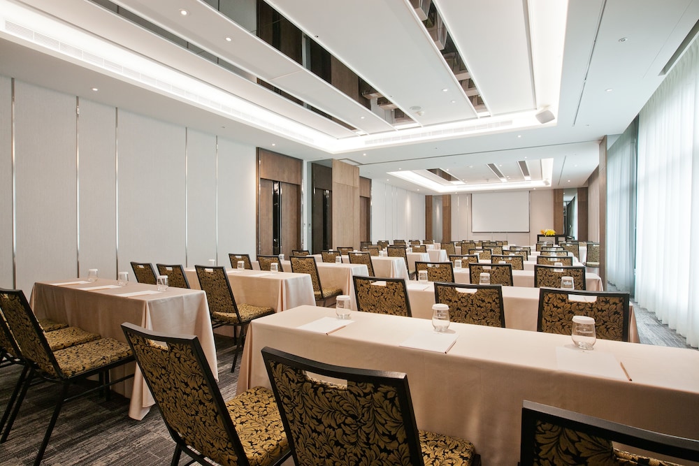 Miramar Garden Taipei Hotel 55/63
