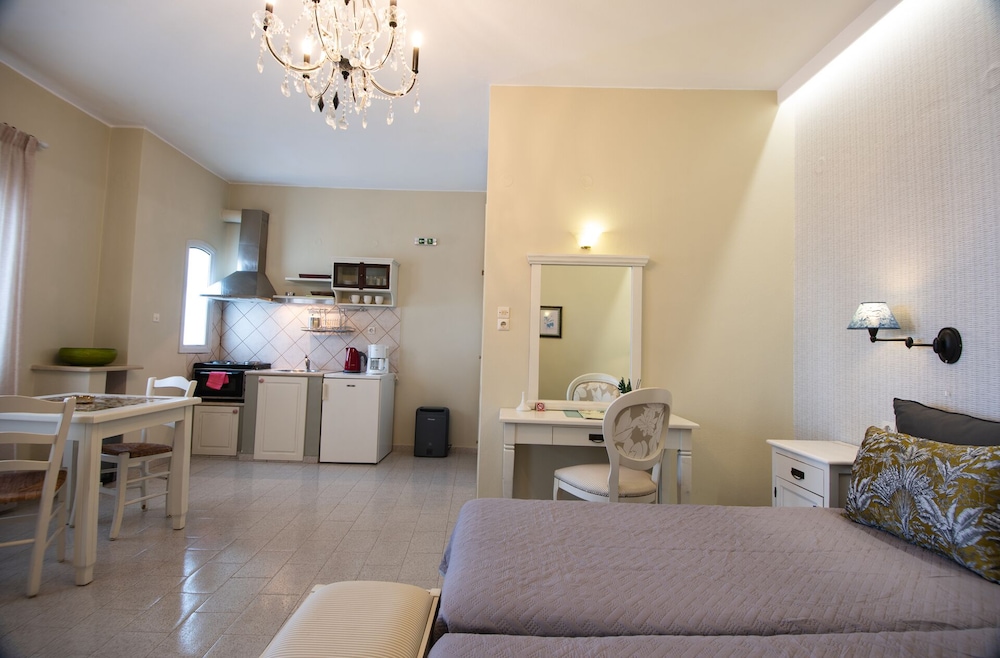 Adrakos Apartments 42/78