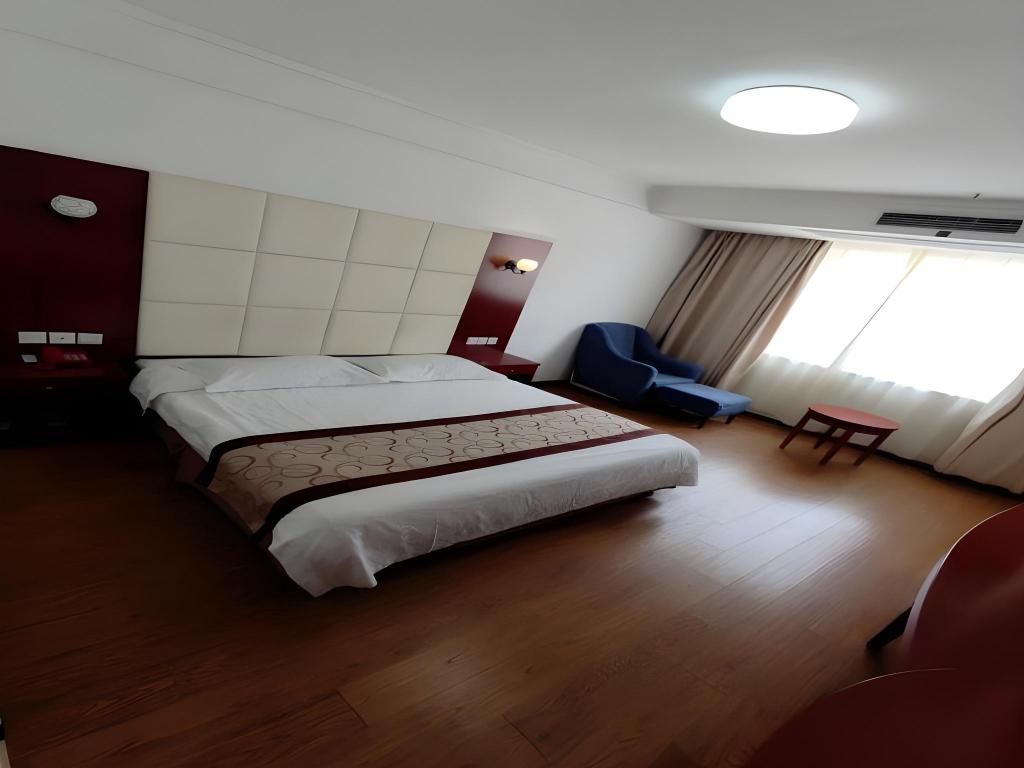 GME Hotel Anqing Qianshan County Fortune Plaza 3/23
