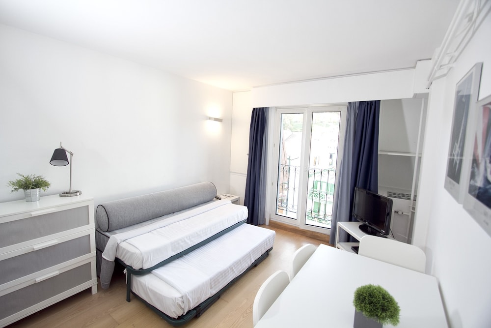 Jauregui Hotel 19/64