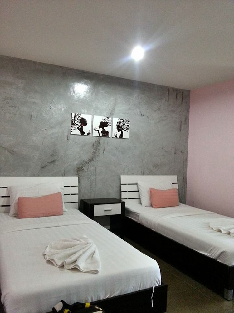 Nalin Place Ranong 7/15