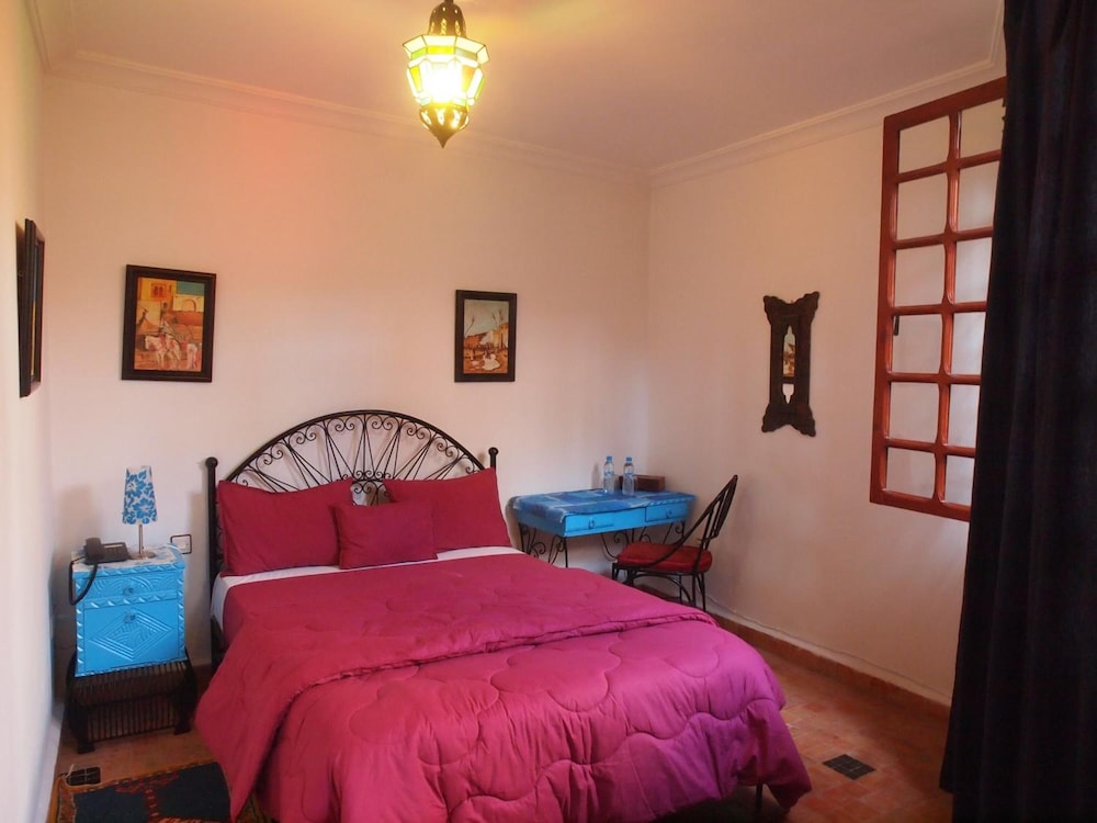 Riad Al Khansaa 12/70