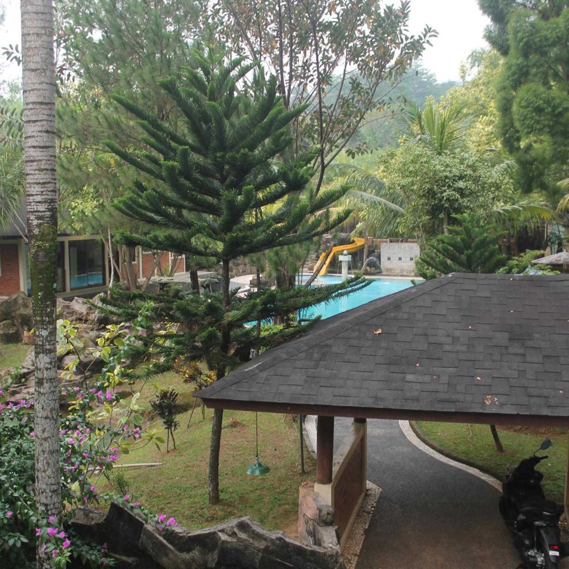 New Green Sentul Resort 34/38