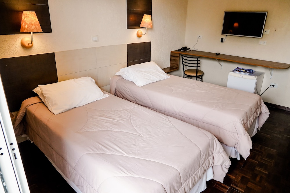 Anhangava Hotel Pousada 23/64
