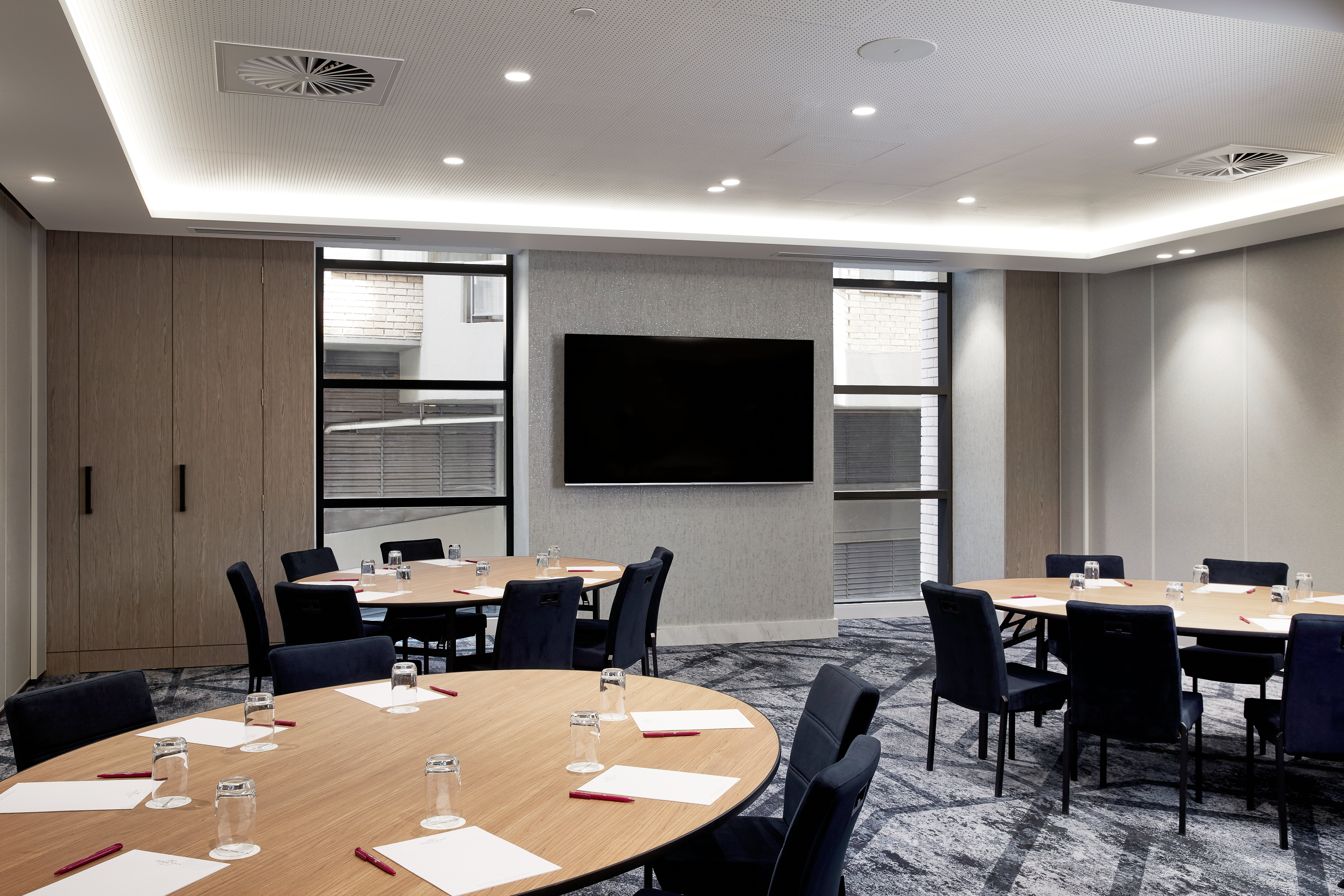 Crowne Plaza Sydney Darling Harbour 66/81