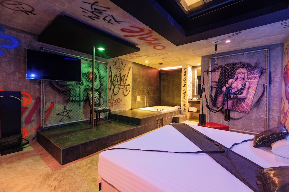 Sensaciones Motel Boutique - Adults Only 12/50