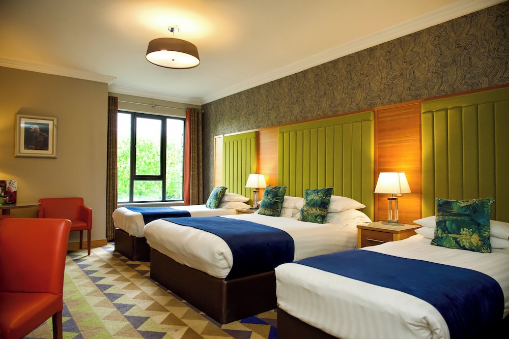 Amber Springs Hotel Health Spa 12/50