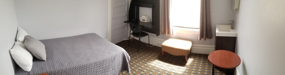 Perramont Hotel 6/23