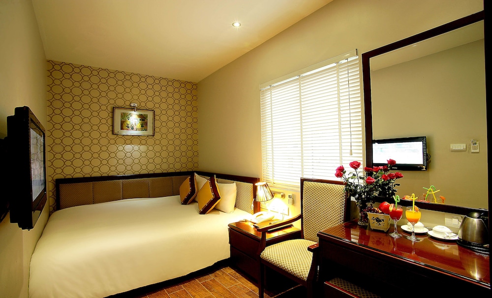 Hanoi View 2 Hotel 24/50