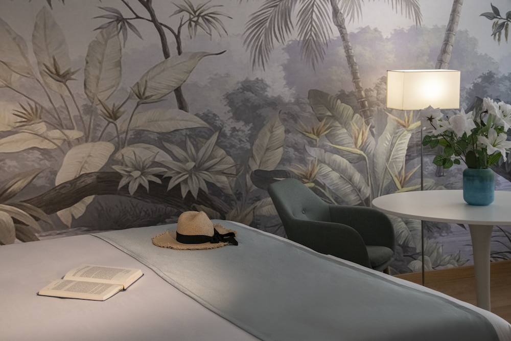 Chambord Hotel Menton 30/44