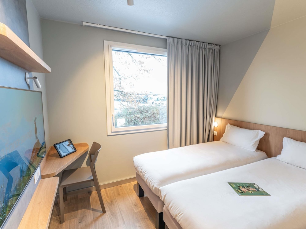 STANDARD, TWIN BEDS
