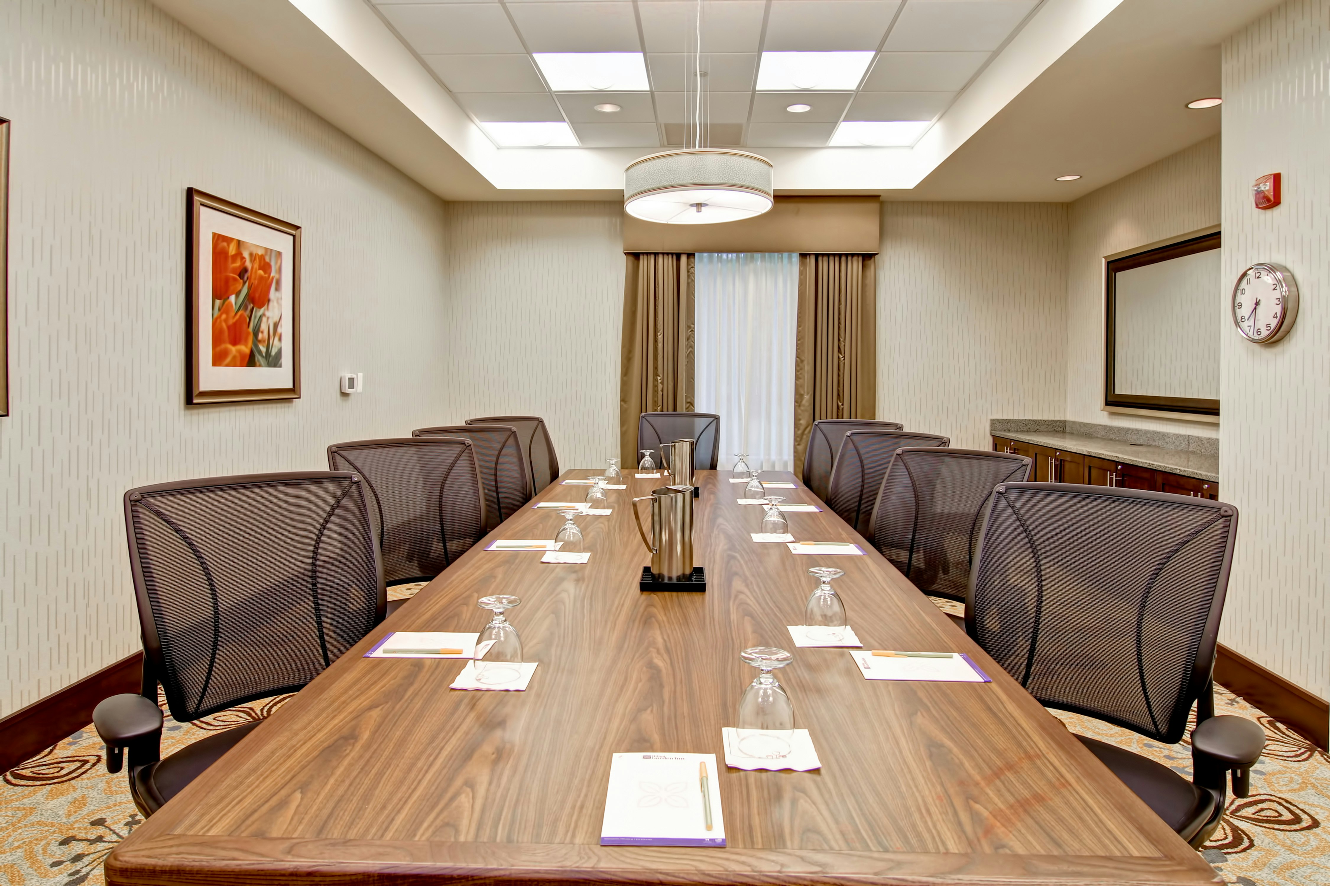 HILTON GARDEN INN WOODBRIDGE 14/20