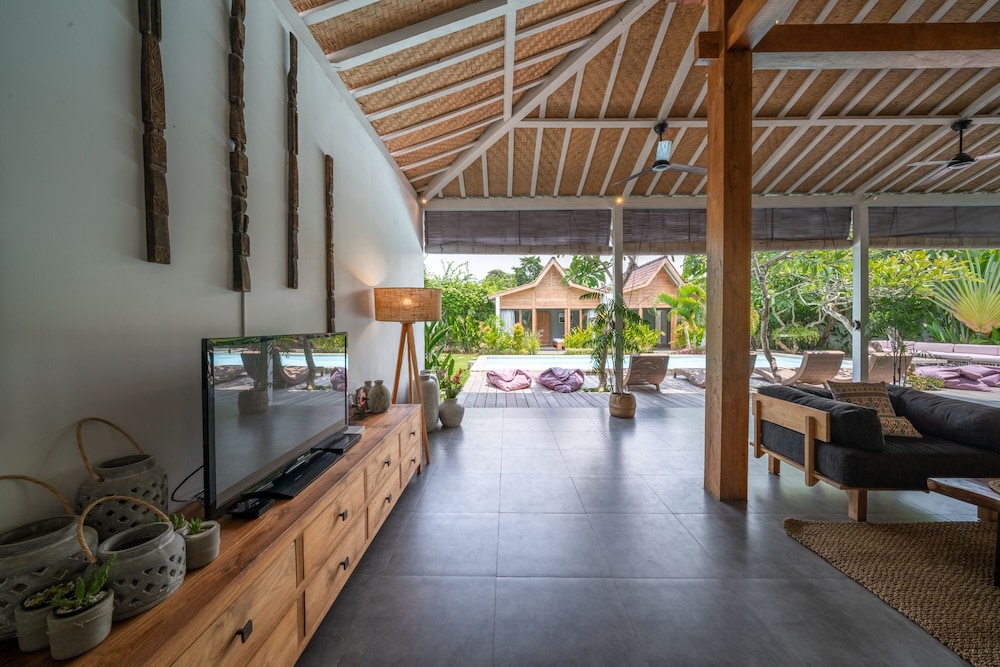 Villa Nahema 31/50
