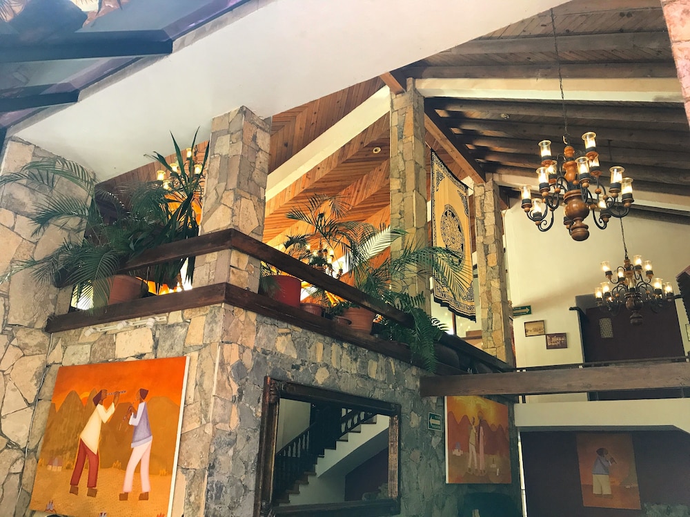 Hotel Chipinque 10/61