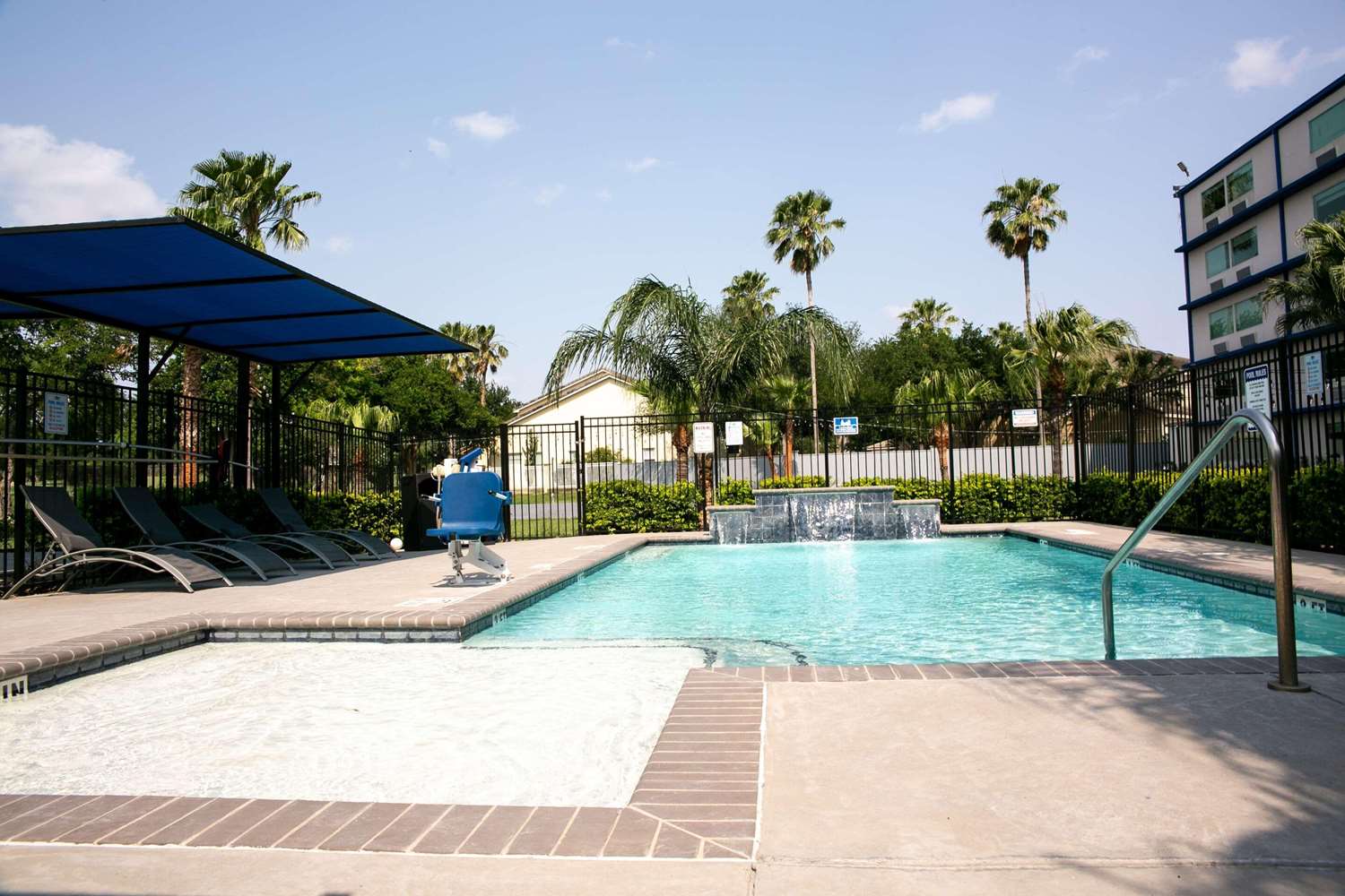Hotel Mcallen Airport 46/46
