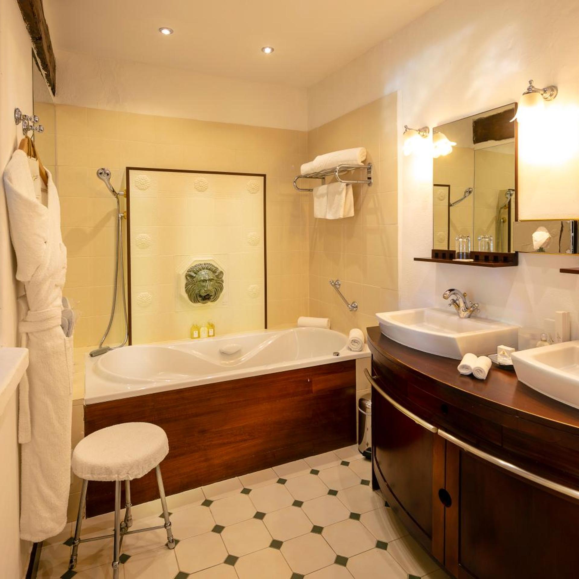 Hotel Le Maquis 56/58