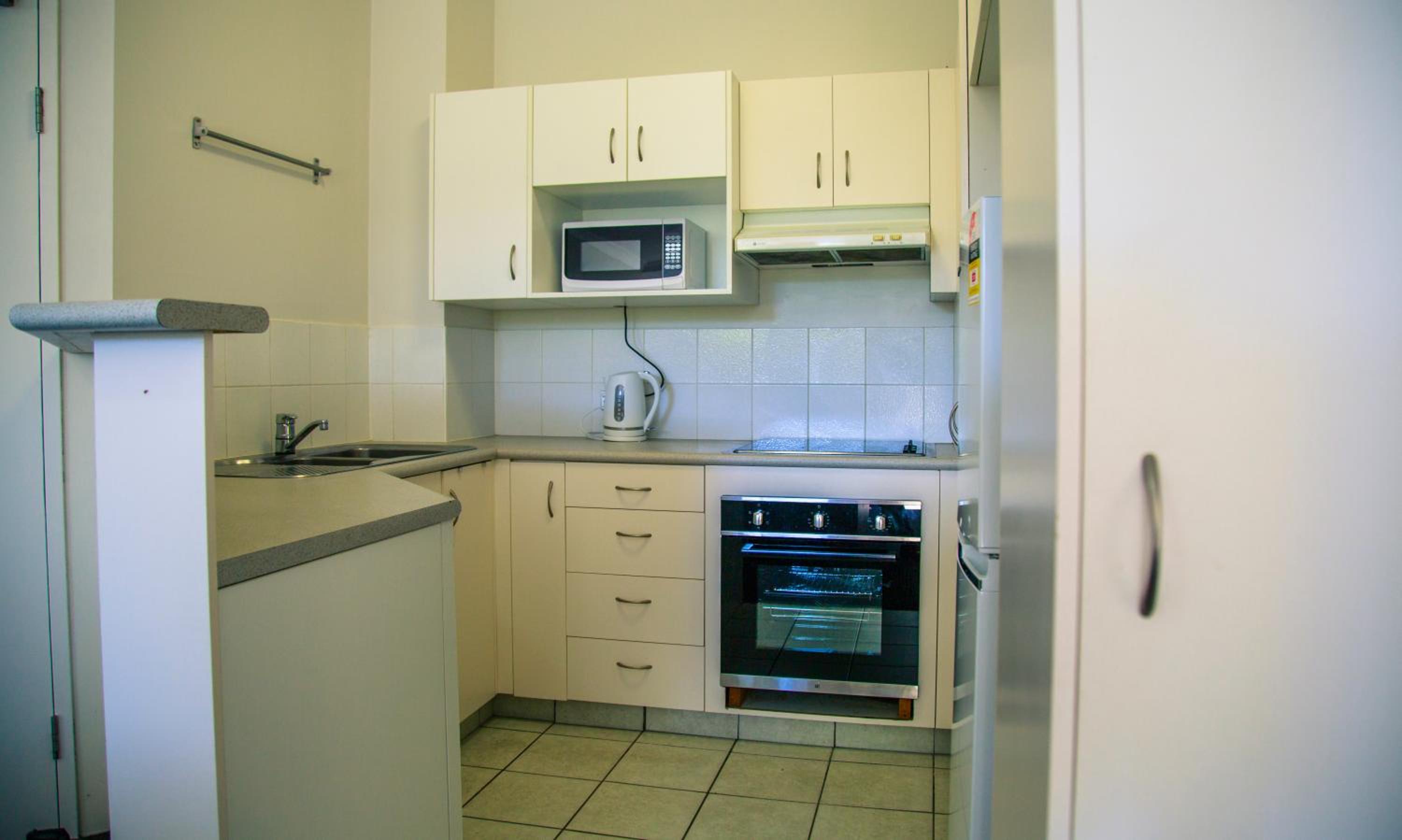 1 Bedroom, Queen Bed, River View, Paradise Island Resort 3/3