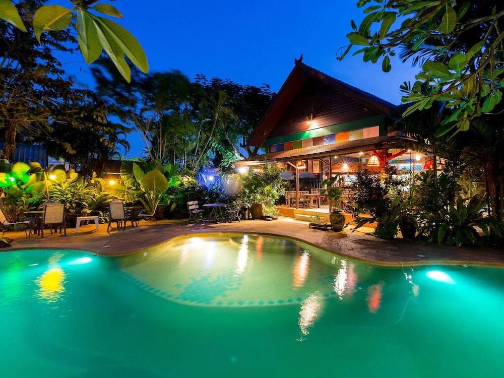 Shanti Lodge Phuket 2/58