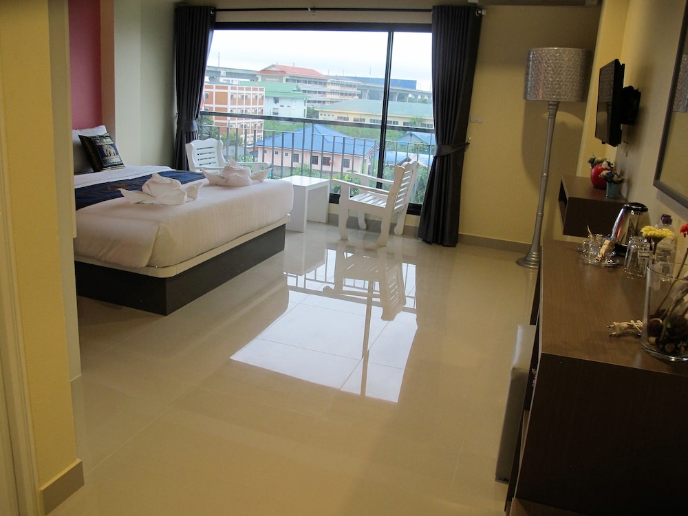Suvarnabhumi Oriental Resort 51/64