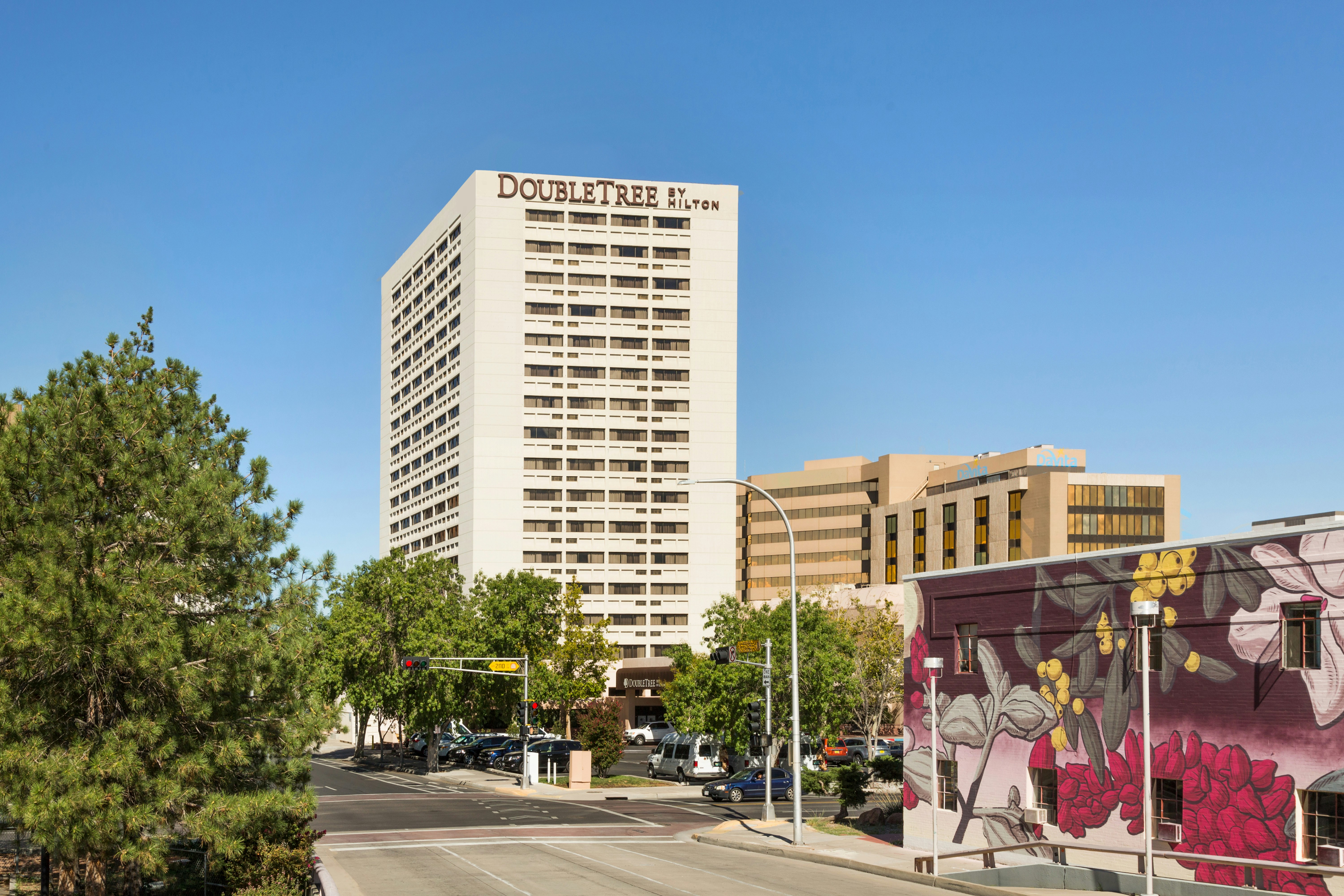 DoubleTree by Hilton Hotel Albuquerque 52/54