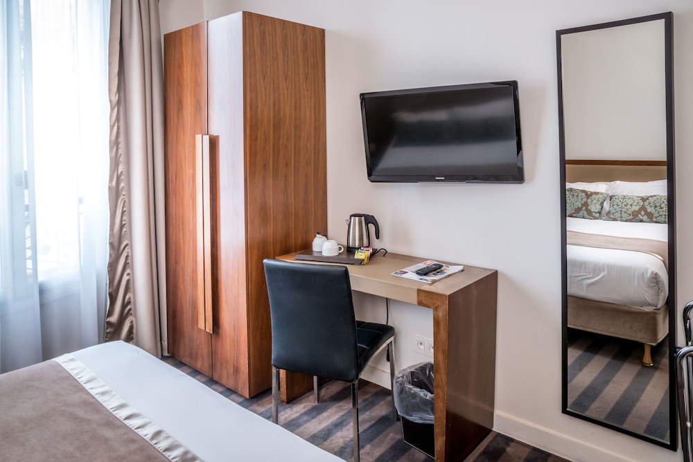 ART HOTEL EIFFEL 55/58