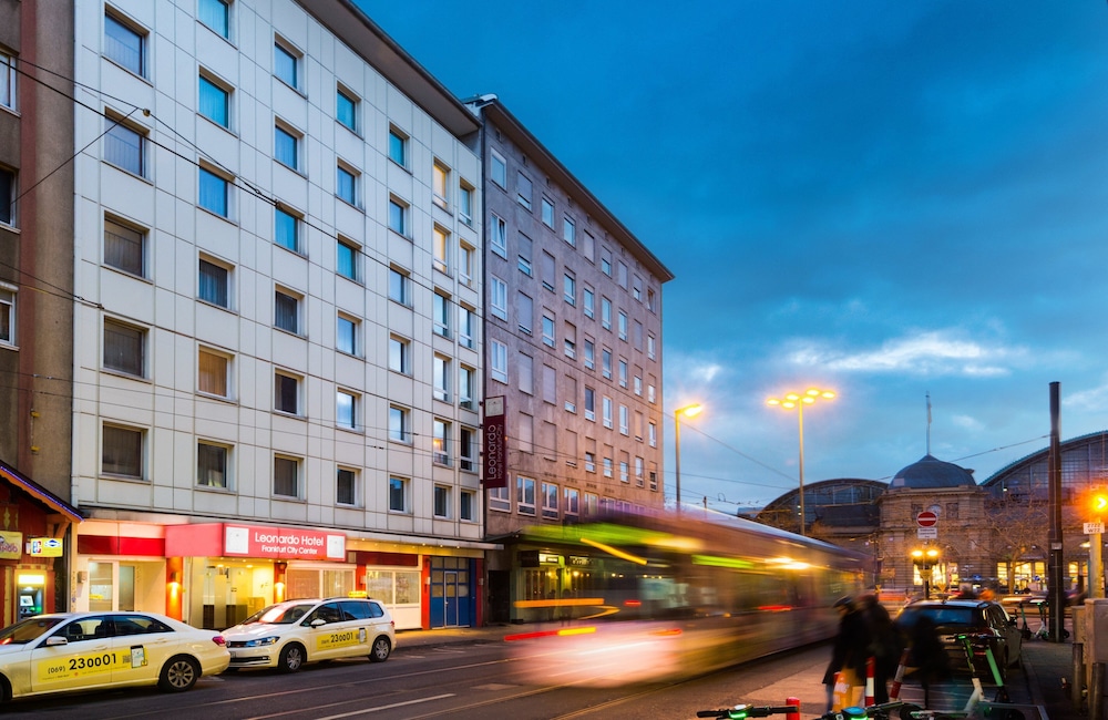 Leonardo Hotel Frankfurt City Center 1/35