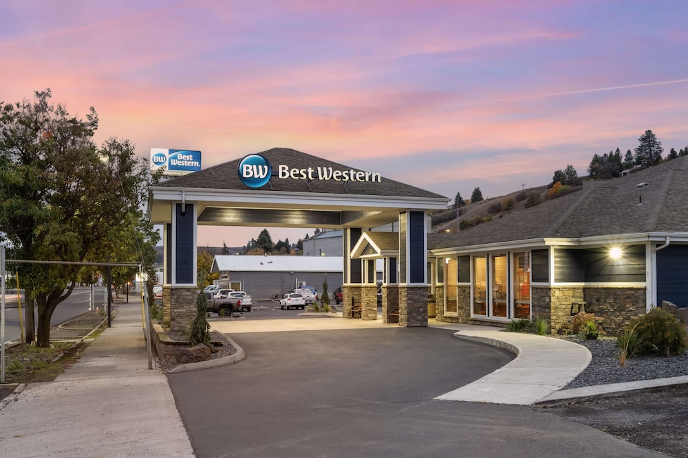 Best Western Wheatland Inn 38/47