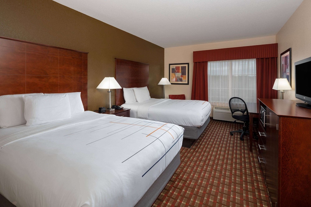 La Quinta Inn And Suites By Wyndham Macon West 12/42