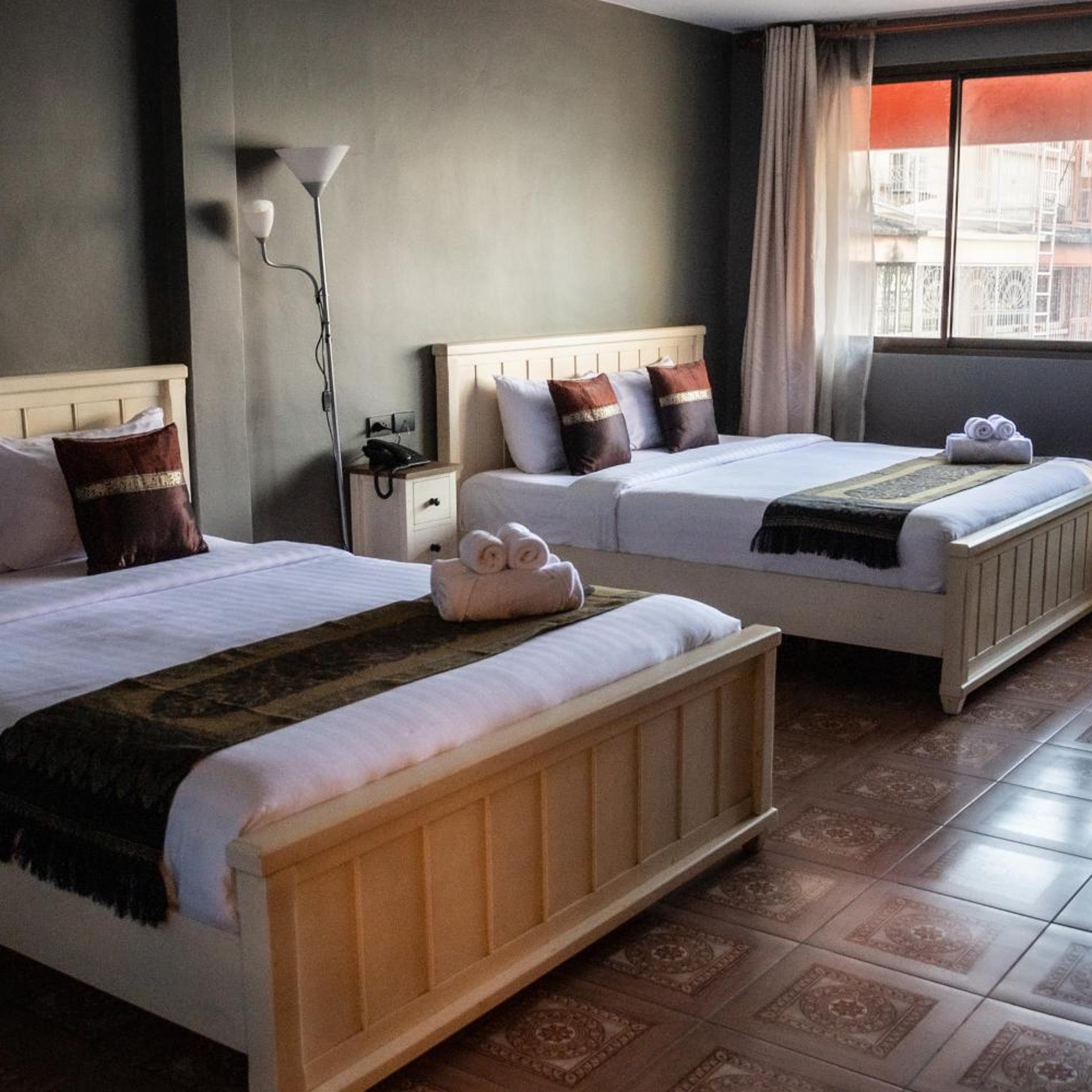 Anandpura Riverside Hotel 10/40
