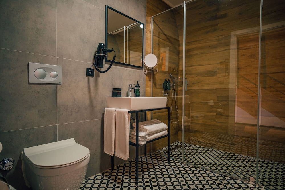 Ramada Resort By Wyndham Sapanca Thermal 65/66