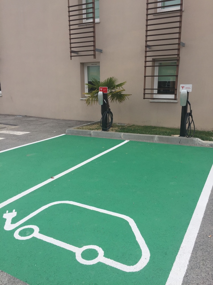 Ibis Budget Manosque Cadarache 26/50