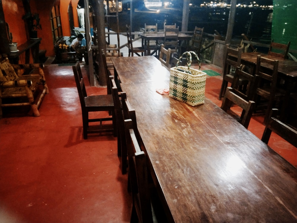 El Nido Corner Pension And Restaurant 40/50