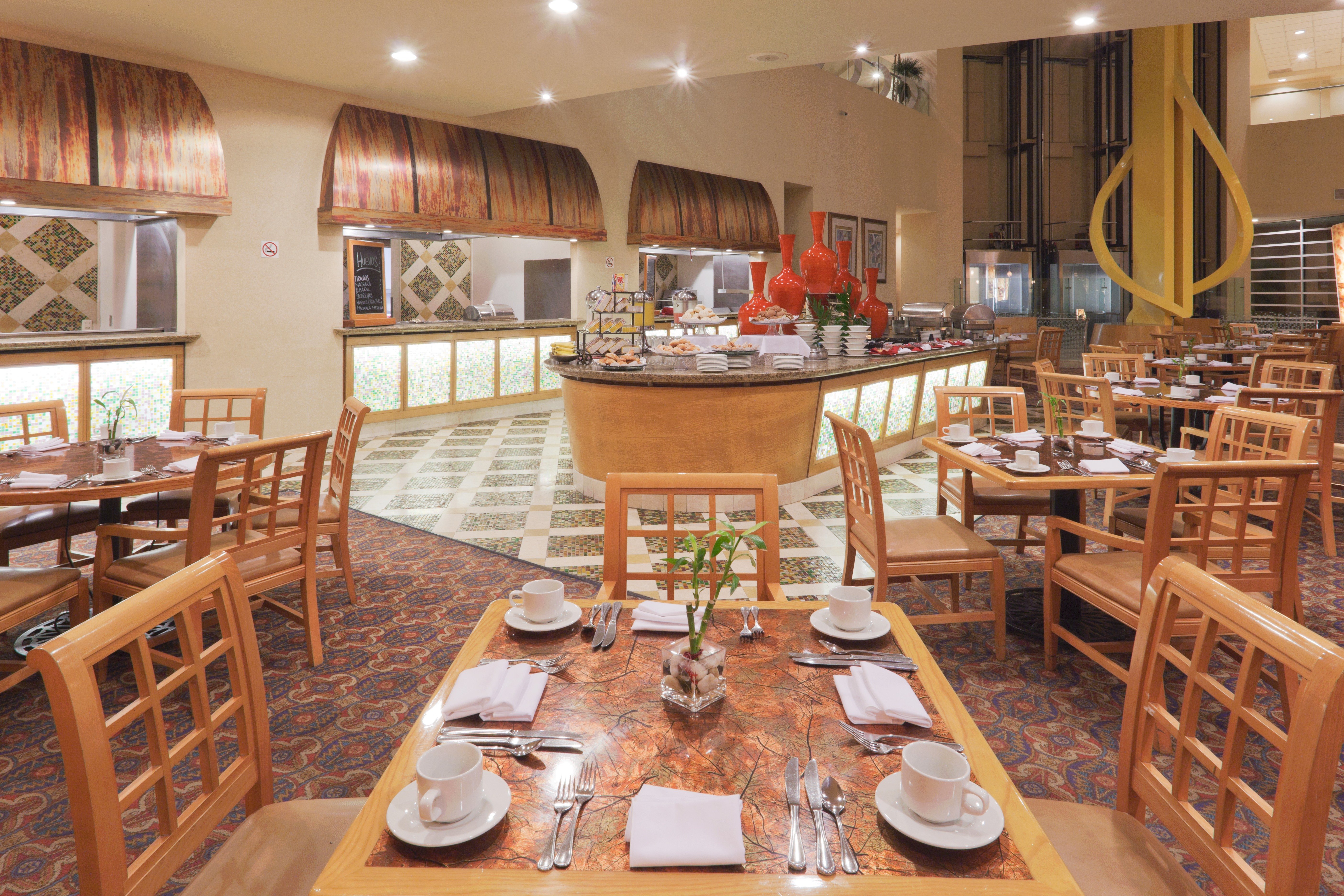 Crowne Plaza Torreon 60/76